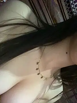 Snapshot of karisa-58 chatting on 10-17-25, 01:20 karisa-58 online show from 10-17-25, 01:20