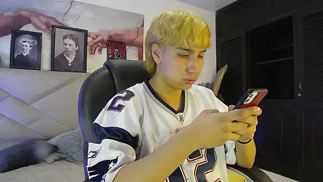 Snapshot of AngelFlexxx chatting on 10-08-25, 10:07 AngelFlexxx online show from 10-08-25, 10:07