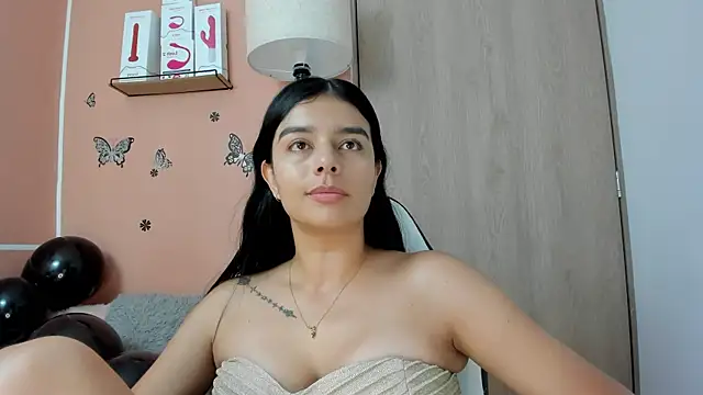 Snapshot of valerihouse chatting on 01-10-25, 07:32 valerihouse online show from 01-10-25, 07:32