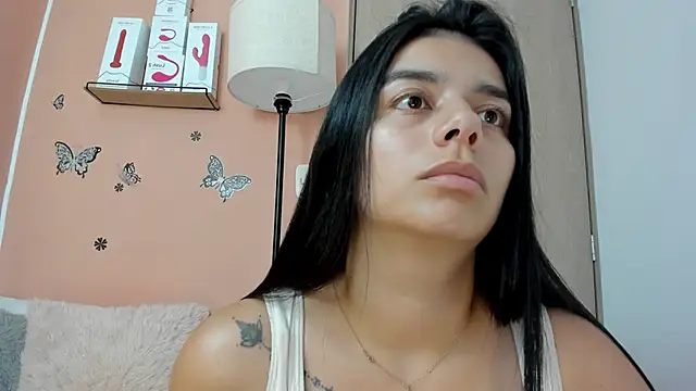 Snapshot of valerihouse chatting on 01-27-25, 10:06 valerihouse online show from 01-27-25, 10:06