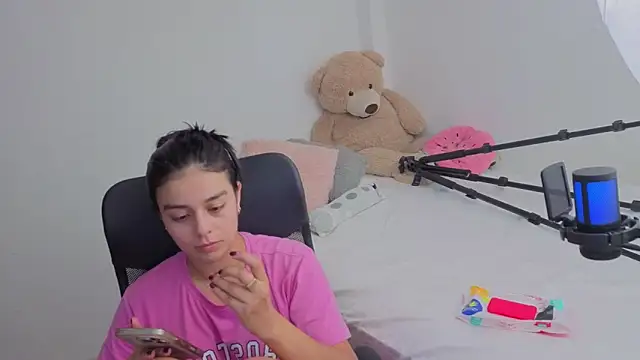 valerihouse online show from 04-10-26, 01:33