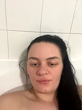 ChelseaSummerr online show from 10-30-25, 02:18