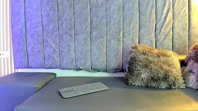 Rowan Mills online show from 09-27-25, 09:20