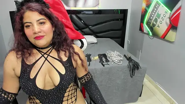 Sara Bdsm  online show from 10-18-25, 03:57