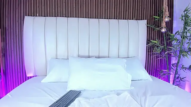 AliHamilton online show from 10-03-25, 10:51