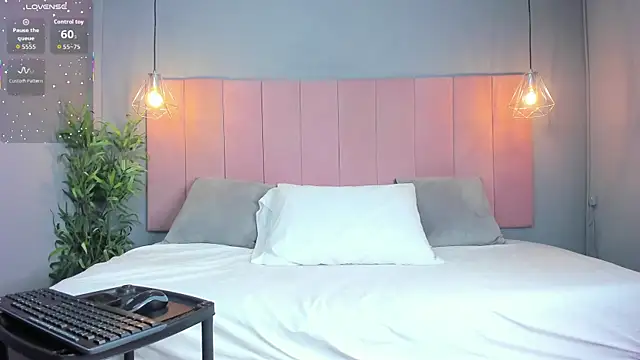 AariaLove online show from 11-04-25, 10:31