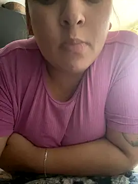 Snapshot of bruna438 chatting on 10-22-25, 10:15 bruna438 online show from 10-22-25, 10:15