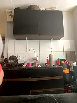 Snapshot of bruna438 chatting on 11-19-25, 12:27 bruna438 online show from 11-19-25, 12:27