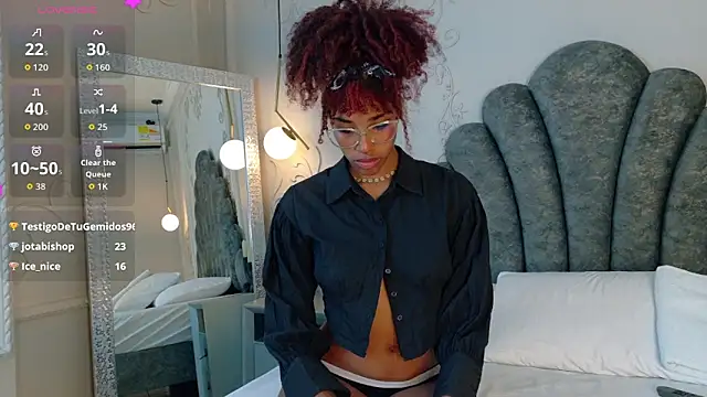 Snapshot of Charlotte-Novac chatting on 09-10-25, 01:11 Charlotte-Novac online show from 09-10-25, 01:11