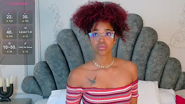 Snapshot of Charlotte-Novac chatting on 09-15-25, 03:23 Charlotte-Novac online show from 09-15-25, 03:23