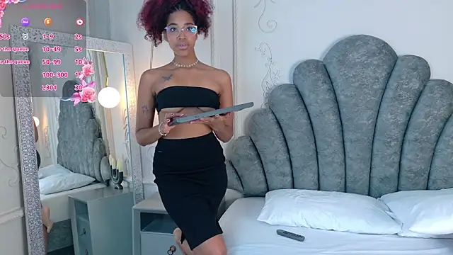 Snapshot of Charlotte-Novac chatting on 09-17-25, 01:02 Charlotte-Novac online show from 09-17-25, 01:02