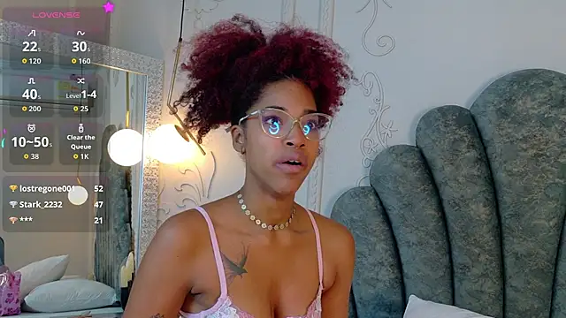 Snapshot of Charlotte-Novac chatting on 09-20-25, 02:40 Charlotte-Novac online show from 09-20-25, 02:40