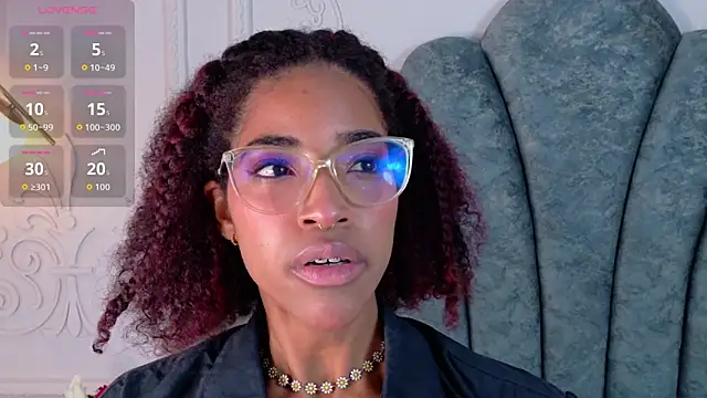 Snapshot of Charlotte-Novac chatting on 10-04-25, 01:53 Charlotte-Novac online show from 10-04-25, 01:53