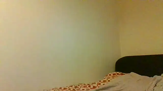 Snapshot of goldenman59 chatting on 10-10-25, 04:06 goldenman59 online show from 10-10-25, 04:06