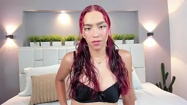 Snapshot of LunnaBlake chatting on 09-26-25, 03:54 LunnaBlake online show from 09-26-25, 03:54