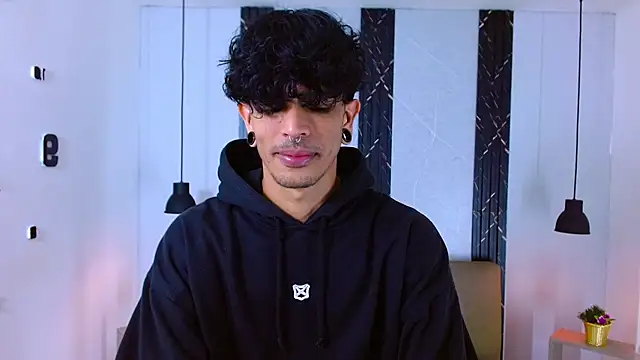 Franvill Trato online show from 09-30-25, 07:08