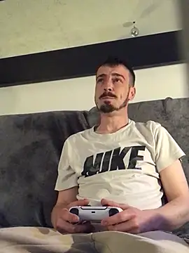 jaycoy22 online show from 04-04-26, 09:23