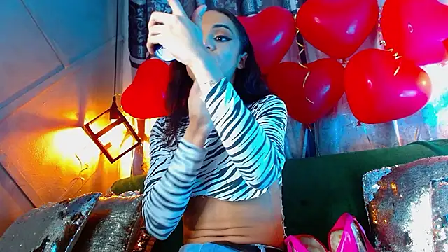 Cristal Gem1 online show from 02-15-26, 07:54