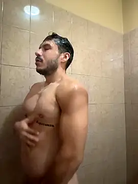 Snapshot of Darg98 chatting on 10-04-25, 12:30 Darg98 online show from 10-04-25, 12:30