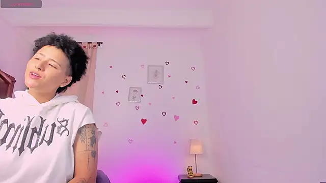 LiaaMoretzz online show from 04-19-26, 03:06