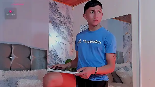 oliver mr  online show from 01-15-26, 08:45