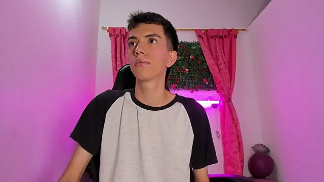 dylan 202520  online show from 09-30-25, 11:37