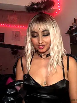 Snapshot of Samara_SaenzV chatting on 11-01-25, 05:53 Samara SaenzV online show from 11-01-25, 05:53