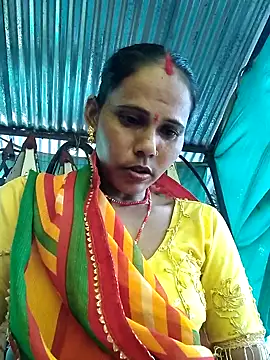 Snapshot of Pooja750 chatting on 09-16-25, 09:10 Pooja750 online show from 09-16-25, 09:10