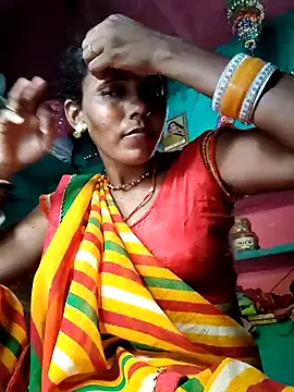 Snapshot of Pooja750 chatting on 09-29-25, 05:45 Pooja750 online show from 09-29-25, 05:45