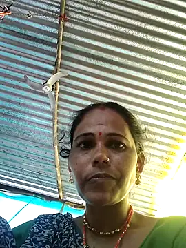 Snapshot of Pooja750 chatting on 10-07-25, 01:47 Pooja750 online show from 10-07-25, 01:47