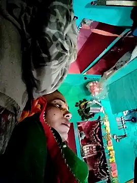 Snapshot of Pooja750 chatting on 10-08-25, 06:00 Pooja750 online show from 10-08-25, 06:00