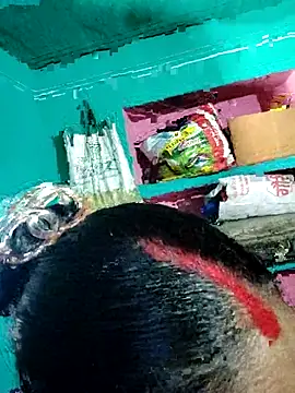 Snapshot of Pooja750 chatting on 10-29-25, 06:37 Pooja750 online show from 10-29-25, 06:37