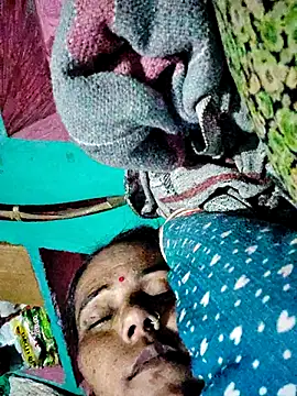 Snapshot of Pooja750 chatting on 11-13-25, 06:51 Pooja750 online show from 11-13-25, 06:51