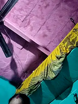 Snapshot of Pooja750 chatting on 11-16-25, 12:00 Pooja750 online show from 11-16-25, 12:00