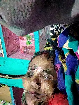 Snapshot of Pooja750 chatting on 12-01-25, 09:36 Pooja750 online show from 12-01-25, 09:36