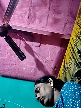 Pooja750 online show from 01-10-26, 07:37