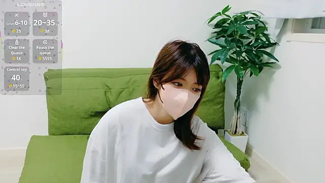 hinachuuu  D online show from 09-24-25, 11:02