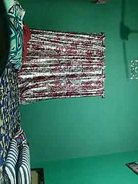 Snapshot of Moonshine07 chatting on 02-05-26, 05:56 Moonshine07 online show from 02-05-26, 05:56