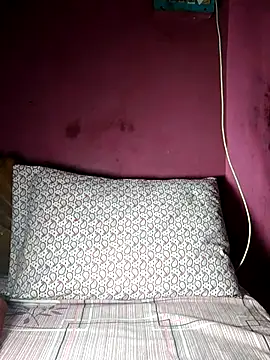 Snapshot of Moonshine07 chatting on 02-10-26, 03:49 Moonshine07 online show from 02-10-26, 03:49