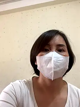 Snapshot of Hello_Linchii chatting on 09-10-25, 03:39 Hello Linchii online show from 09-10-25, 03:39