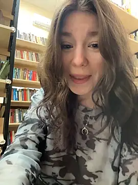 Snapshot of Mimiumuy chatting on 11-04-25, 02:27 Mimiumuy online show from 11-04-25, 02:27