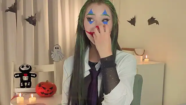 slyshypie online show from 10-31-25, 01:23