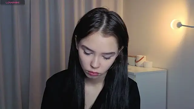 slyshypie online show from 12-19-25, 01:29