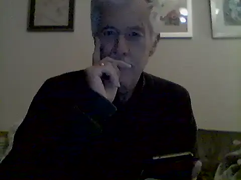 Snapshot of slaveman4you chatting on 11-08-25, 11:03 slaveman4you online show from 11-08-25, 11:03
