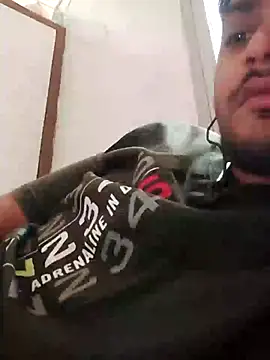 riyamore9623 online show from 02-08-26, 10:40