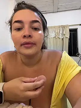 sarahreyess 11 online show from 10-30-25, 03:30