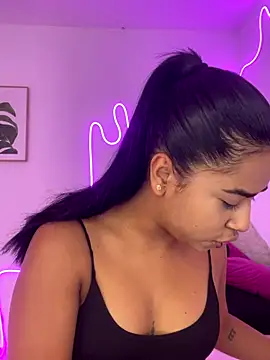 zoe evans5 online show from 10-10-25, 12:59