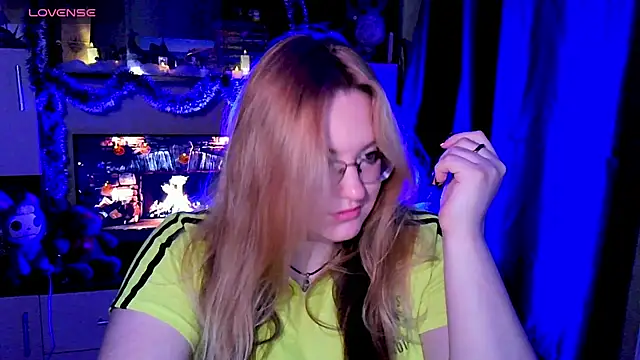 ZayaRush online show from 11-22-25, 10:25