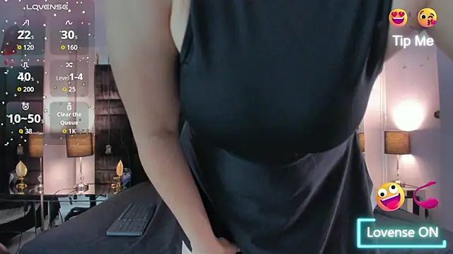 EvamilfXXX online show from 11-13-25, 11:53