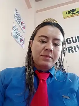 Hannah-colx online show from 04-12-26, 08:47